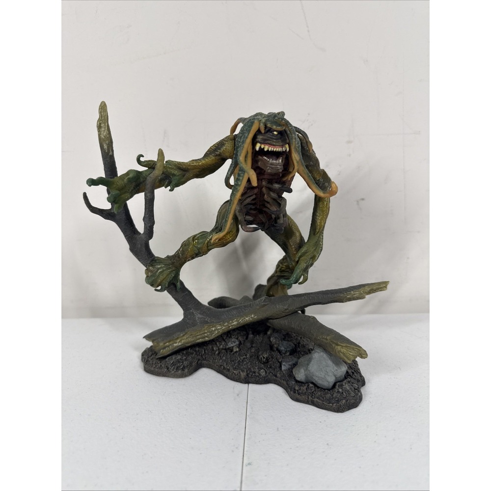 STAN WINSTON CREATURES DAY THE‎ WORLD ENDED THE VISITOR ACTION FIGURE
